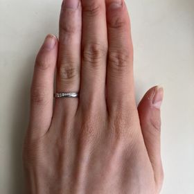 【都民共済(とみんきょうさい)】の口コミ お手頃なお値段のリングが多いこと、デザインもシンプル、キュートなデザイ...