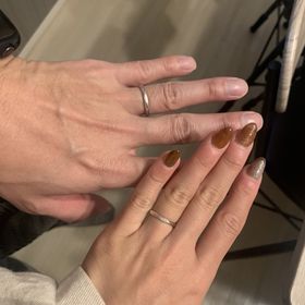 【ケイウノ ブライダル(K.UNO BRIDAL)の口コミ】 私は指が太くて短いのでできるだけ細い指輪を探していました。初めは指が…