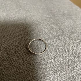 【insembre(インセンブレ)の口コミ】 シンプルで可愛かったからです。指輪の種類が豊富で、細いものから太いも…