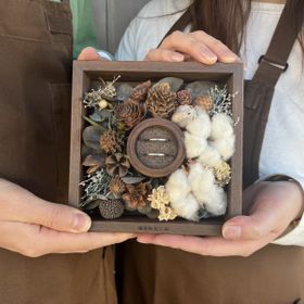 【鎌倉彫金工房の口コミ】 素材は、ホワイトゴールドとピンクゴールドも気になりましたが、いろんな…