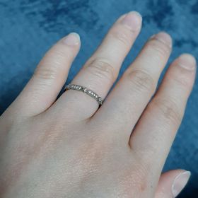 【LUCIE(ルシエ)の口コミ】 アンティークのような雰囲気と可愛らしさがある指輪のデザインがいちばん…