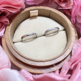 【COLANY(コラニー)の口コミ】 ・指輪を着け慣れていなかったので、着け心地を重視しました
・シンプルな…