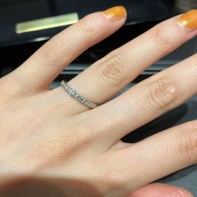 【エクセルコダイヤモンド(EXELCO DIAMOND)の口コミ】 アフターケアがしっかりしている点や、シンプルなデザインやゴージャスな…