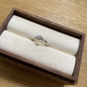 【PORTADA(ポルターダ)の口コミ】 いろんな指輪があるお店だったので、
たくさん試着して、1番しっくりくる…