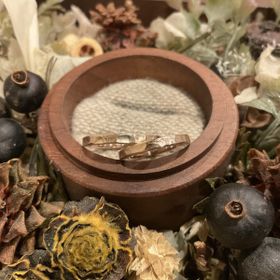 【鎌倉彫金工房の口コミ】 あまりピカピカしたものは好みでは無く、どちらかというとすこしアンティ…