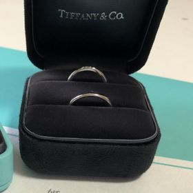 【ティファニー(Tiffany & Co.)の口コミ】 結婚指輪はTiffanyが良いと決めていたので、ブランドないのデザインから選…