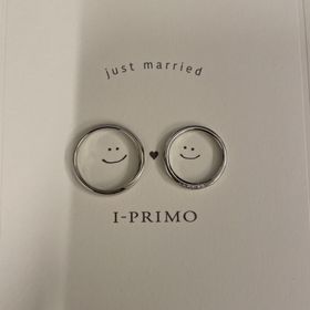 【アイプリモ(I-PRIMO)の口コミ】 ダイヤがついているものを選びたくて今回のデザインにしました。斜めにダ…