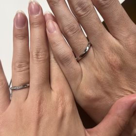 【ラザール ダイヤモンド(LAZARE DIAMOND)の口コミ】 女性用の指輪はプラチナとダイヤの両方がきれいに見えるところがお気に入…