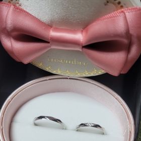 【insembre(インセンブレ)の口コミ】 なかなか指輪を選びに行く時間がない中で、色々な店舗に行き探していまし…