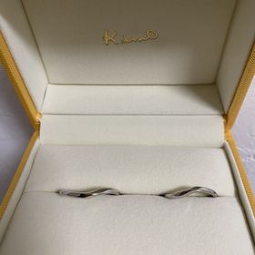 【ケイウノ ブライダル(K.UNO BRIDAL)の口コミ】 シンプルで低価格がまず決めてで、
なおかつ普段にもさらっとつけれてオシ…