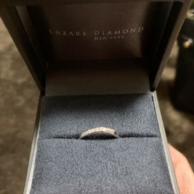 【ラザール ダイヤモンド(LAZARE DIAMOND)の口コミ】 着け心地がとてもよく、デザインもとても気に入っています。何件も回って…