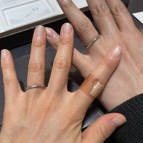 【俄(にわか)の口コミ】 ウェーブの形状ですが、大きな動きのある指輪ではないためシンプルで飽き…