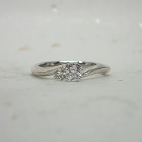 【杢目金屋(もくめがねや)の口コミ】 ちょうど桜の季節に和風の式場で挙式披露宴だったので、和のテイストのあ…