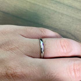 【アイプリモ(I-PRIMO)の口コミ】 まずは妻の指輪を決定し、自分の方は妻の指輪に合う指輪を中心に品質やデ…