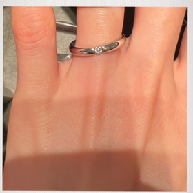 【銀座ダイヤモンドシライシの口コミ】 シンプルなのを希望し.色々着用していたらこちらを出していただきました！…