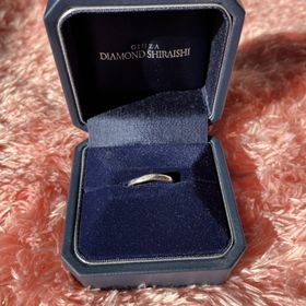 【銀座ダイヤモンドシライシの口コミ】 インターネットで好みのデザインを見つけ、店舗に行って実際に指にはめて…