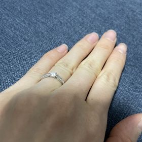 【ティファニー(Tiffany & Co.)の口コミ】 結婚指輪と同じブランドにしたかったことやデザインが派手すぎずシンプル…