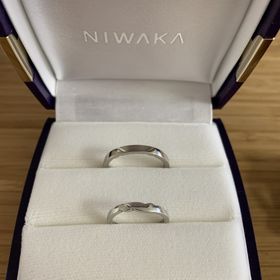 【俄(にわか)の口コミ】 指輪の選び方について調べていると、着け心地が大切だと知ったので着け心…