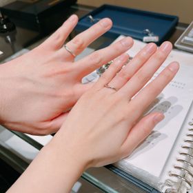 【銀座ダイヤモンドシライシの口コミ】 つけた時にしっくりくる馴染み感と、正面だけでなく上やサイドから見た時…