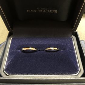 【銀座ダイヤモンドシライシの口コミ】 シンプルの中にワンポイントでダイヤがあるものを探していた所、アノリュ…