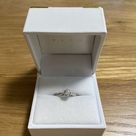 【宝寿堂(ほうじゅどう)の口コミ】 宝石の卸売店ということで価格が安く、その分大きなダイヤを購入すること…