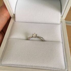 【ギンザタナカブライダル(GINZA TANAKA BRIDAL)の口コミ】 一生に一度のものでどうしても欲しいという私の希望で婚約指輪を主人にお…