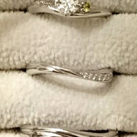 【JEWELRY  KAMATA(ジュエリーかまた)の口コミ】 オリジナルでデザインをしてもらえたのが決め手です。二人の共通の趣味で…