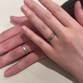 【YUKA HOJO(ユカホウジョウ)の口コミ】 日本独特のデザインという感じでとても良い
一枚の布をイメージして作って…