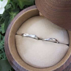 【COLANY(コラニー)の口コミ】 セミオーダーで自分たちらしさを入れたいと思っていた時に見つけたのが、…