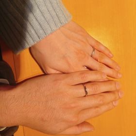 【銀座ダイヤモンドシライシの口コミ】 毎日つけるものなので着け心地が良く、ペアデザインのものでお互いが気に…