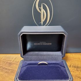 【銀座ダイヤモンドシライシの口コミ】 デザインがシンプルなものを探していました。何度も試着させていただけて…