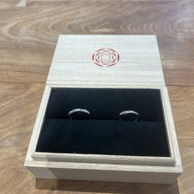 【出雲結(いずもゆい)の口コミ】 出雲結の他の指輪も見てどれもシンプルで好みでしたが、風結がシンプルか…