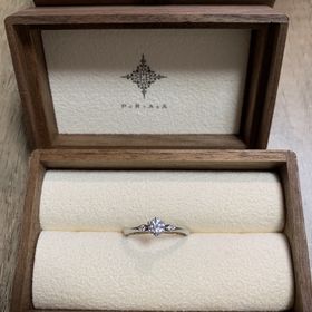 【PORTADA(ポルターダ)の口コミ】 デザイン重視で、シンプルかつウェーブのものを選びました。
担当してくだ…