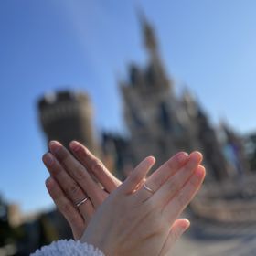 【ケイウノ ブライダル(K.UNO BRIDAL)の口コミ】 ディズニーが2人とも大好きでディズニーファンや有名人が最近つけているの…