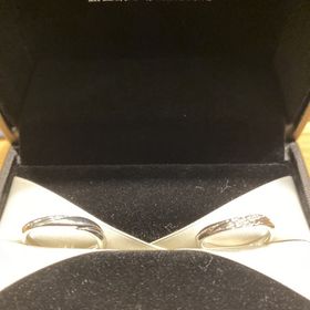 【エクセルコダイヤモンド(EXELCO DIAMOND)の口コミ】 ダイヤの輝きがとても綺麗にみえたのと、プラチナの重厚感かとても良かっ…