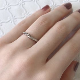 【アイプリモ(I-PRIMO)の口コミ】 アイプリモ独自カラーのペールブラウンゴールドがとても上品な色で肌なじ…