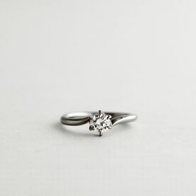 【atelier CraM(アトリエ クラム)の口コミ】 デザインを決めることができるフルオーダーで作りました。細かいデザイン…