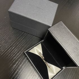 【エクセルコダイヤモンド(EXELCO DIAMOND)の口コミ】 私の指輪はツイスト状にダイヤが入っていてとても上品だなと思いました。…