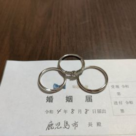 【俄(にわか)の口コミ】 デザインはもちろんですが、違和感のない付け心地に感動。普段アクセサリ…