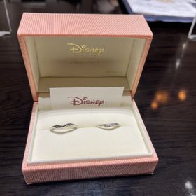 【ケイウノ ブライダル(K.UNO BRIDAL)の口コミ】 Disneyコラボが良かったので、色々とブランドを見てみたのですが、刻印で…