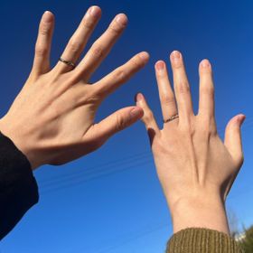 【銀座ダイヤモンドシライシの口コミ】 これまでに指輪をつけたことがなかったので、つけ心地が一番心配でした。…