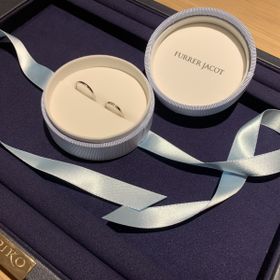 【【閉業】フラー・ジャコー(FURRER-JACOT)の口コミ】 品質が一番の決め手でした。
しっかりした素材で変形の心配も少ない素材と…