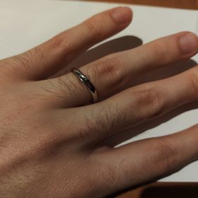 【HOSHI no SUNA 星の砂(ほしのすな)の口コミ】 つけ心地とデザインが決め手になりました。おすすめしていただいた店員さ…