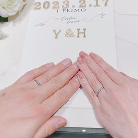 【アイプリモ(I-PRIMO)の口コミ】 ハーフエタニティリングを探していました。
ダイヤを挟むプラチナ部分がち…