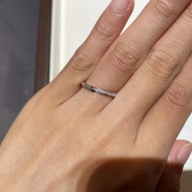 【俄(にわか)の口コミ】 種類が多く、迷いましたが、最終的には、ダイヤモンドが綺麗なことと、ウ…