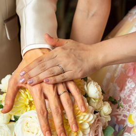 【銀座ダイヤモンドシライシの口コミ】 ダイヤモンドを追加できる特別な素材を使用しているとの事だったので、結…