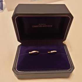 【銀座ダイヤモンドシライシの口コミ】 ウェーブの指輪がいいな思いながら指輪探しをしていた。
着け心地、ウェー…