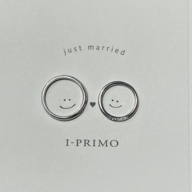 【アイプリモ(I-PRIMO)の口コミ】 指輪のダイヤの入り方が他のブランドには無いもので、どの角度から見ても…