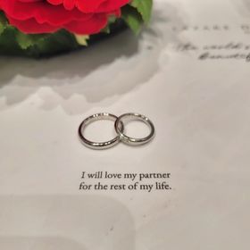 【ラザール ダイヤモンド(LAZARE DIAMOND)の口コミ】 指輪に関する知識が全くなかったが、担当者のとても親切でとても丁寧な説…