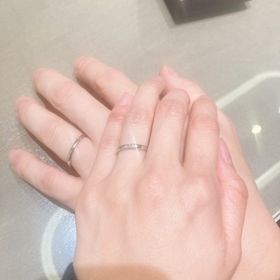 【アイプリモ(I-PRIMO)の口コミ】 シンプルなものを探している中で、ダイヤが埋め込まれたものも気になりは…